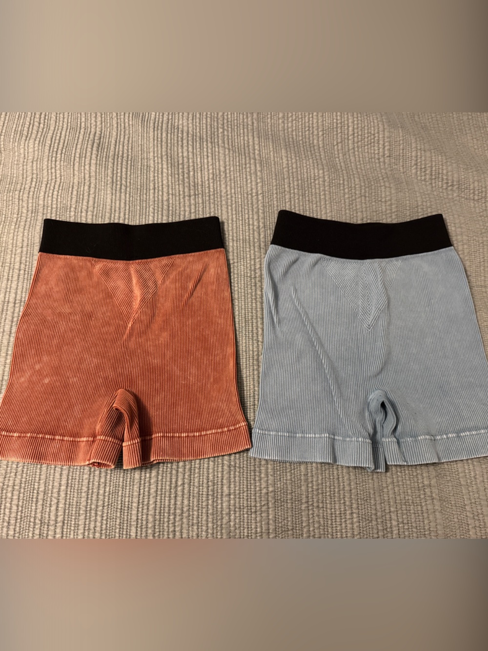 Women’s Ribbed Tank Top Bundle - Picture 4 of 5